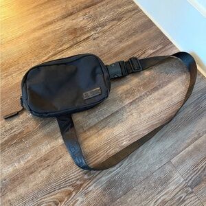 Black WolfPak Crossbody